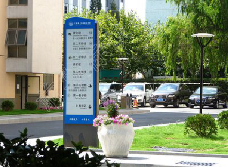 淮北哪些因素影响宣传栏的制作？